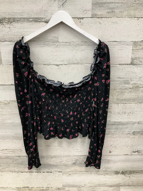 Practical Clothing Top Long Sleeve By Heart & Hips In Black & Pink, Size: L
