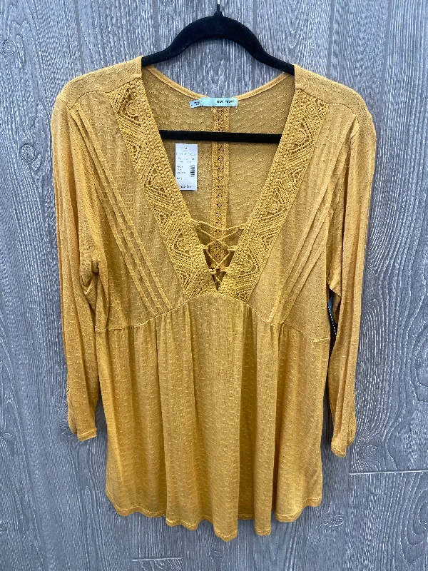 Urban Fashion Top Long Sleeve By Maurices In Yellow, Size: L