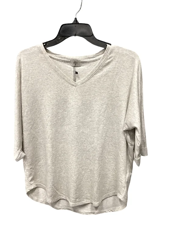 Cool Pieces Top 3/4 Sleeve By Common Threads In Grey, Size: M