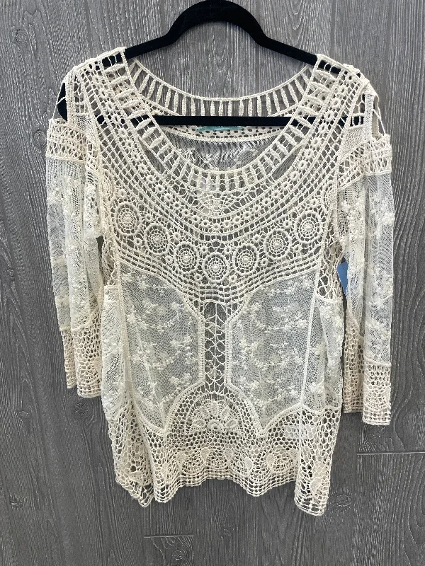 Smart Casual Top Long Sleeve By Maurices In Cream, Size: M