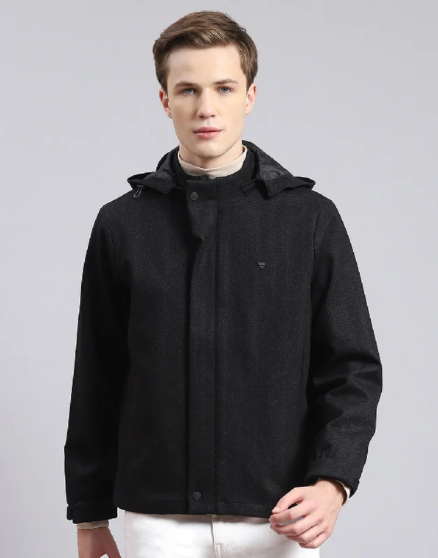 Casual Fits Men Black Solid Hooded Full Sleeve Jacket