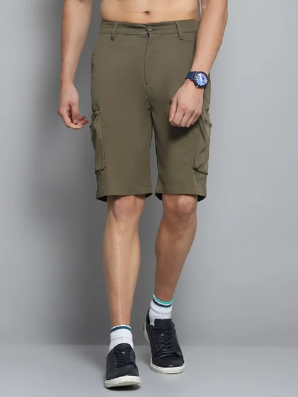 Casual Styles Men Olive Solid Regular Fit Short