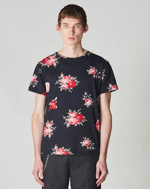 Modern Outfit VILLISKA ROSE PRINT MEN’S T-SHIRT | BLACK
