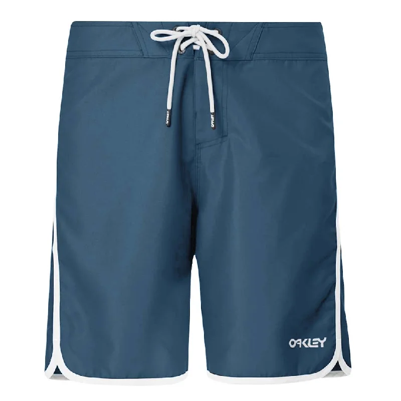 Comfortable Fits Oakley - Men's Solid Crest 19 Board Shorts (FOA401811 6A1)