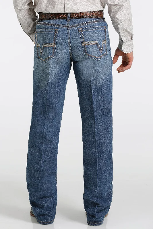 Everyday Look Cinch Men's Grant Relaxed Fit Bootcut Jean in Indigo