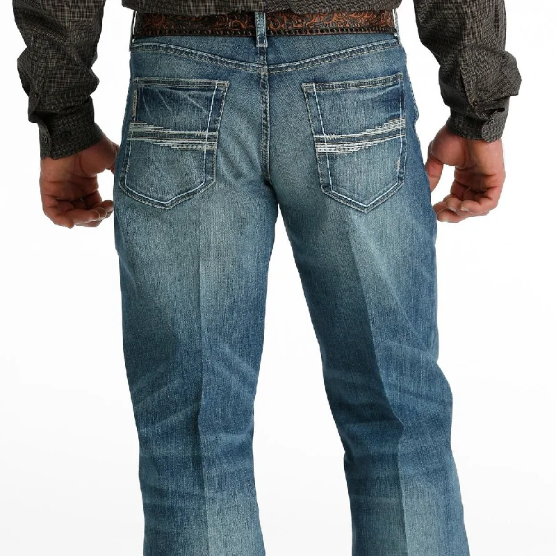 Street Outfit Cinch Men's Grant Relaxed Fit Bootcut Jean in Medium Stonewash
