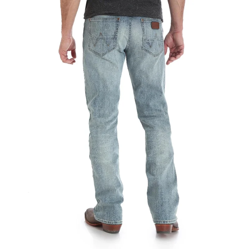 Fashion Jeans Wrangler Retro Men's Slim Boot Cut Jean- Bearcreek