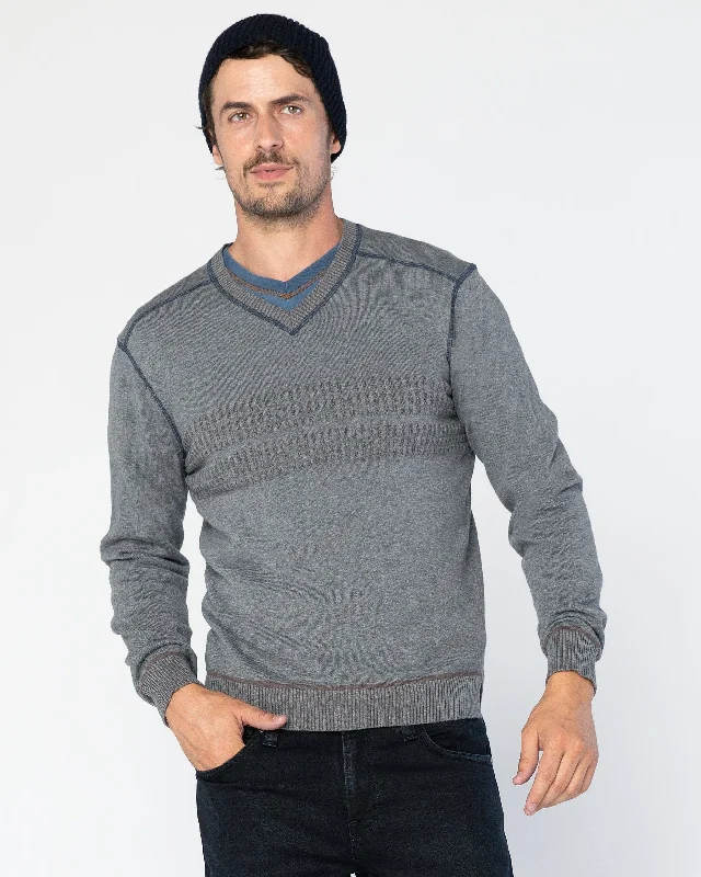 Bold Designs Gallant Double-Knit Vee