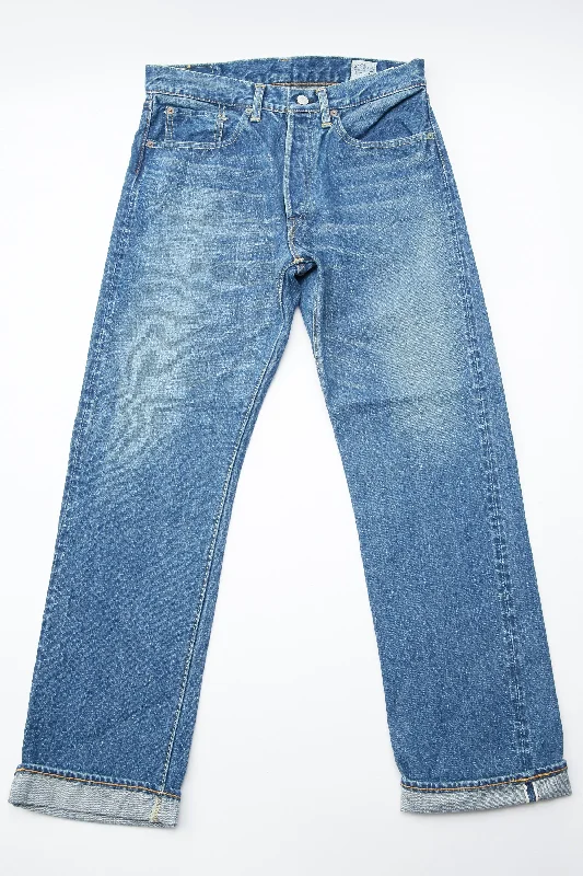 Comfort Jackets orSlow 105 Standard Fit Jean - 2 Year Wash