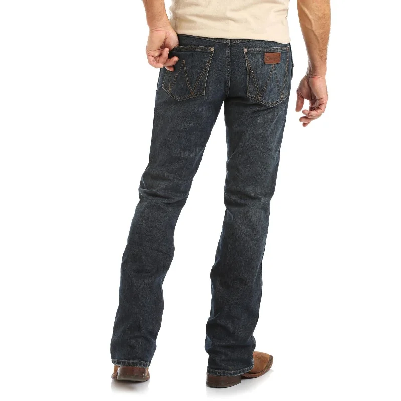 Relaxed T-shirts Wrangler Retro Men's Relaxed Bootcut Jean in Falls City