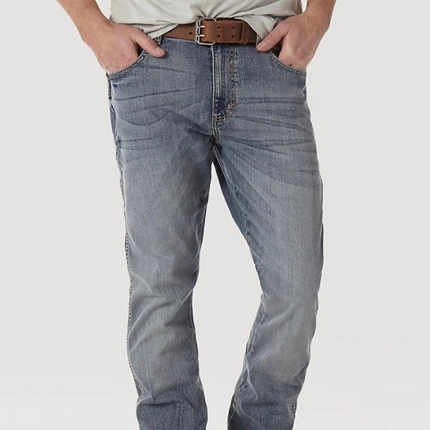 Casual Trousers Wrangler Retro Men's Slim Fit Bootcut Jean in Greeley