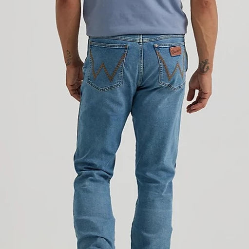 Timeless Wardrobe Wrangler Retro Men's Slim Fit Bootcut Jean in Flintlock