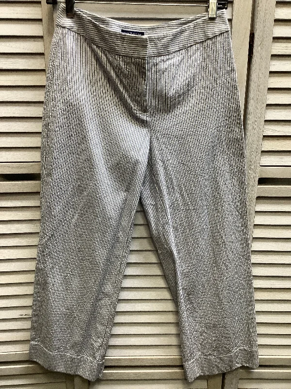 Minimalist Pieces Striped Pattern Pants Cropped Ann Taylor, Size 0