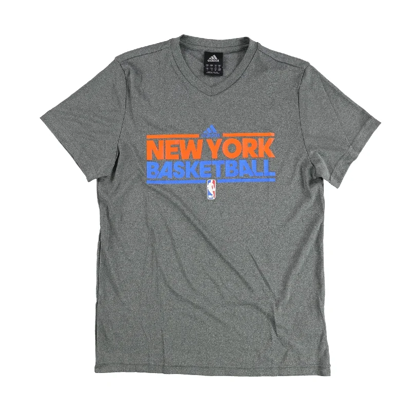 Fashion Jeans Adidas Mens New York Basketball Graphic T-Shirt, Grey, Medium