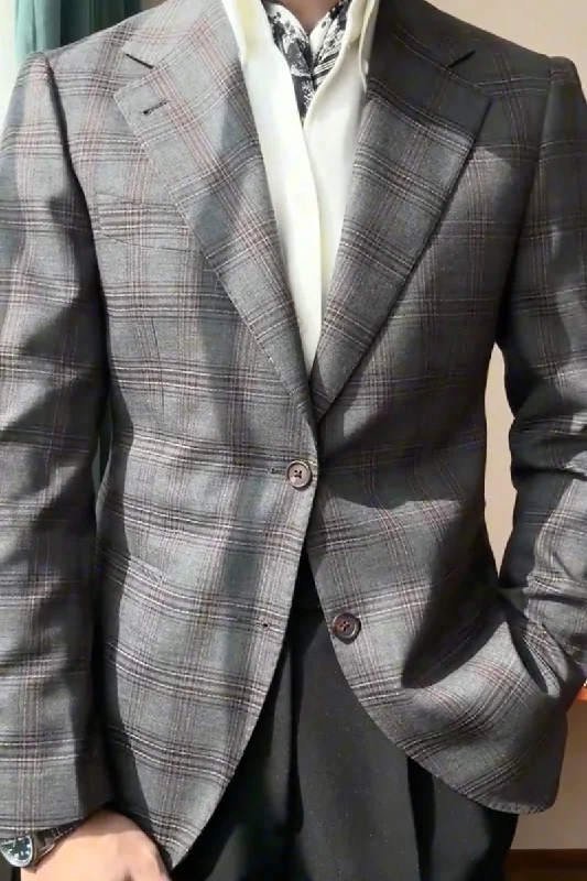 Designer Casuals Gray Plaid Regular fit 2 piece 2-Button Suit
