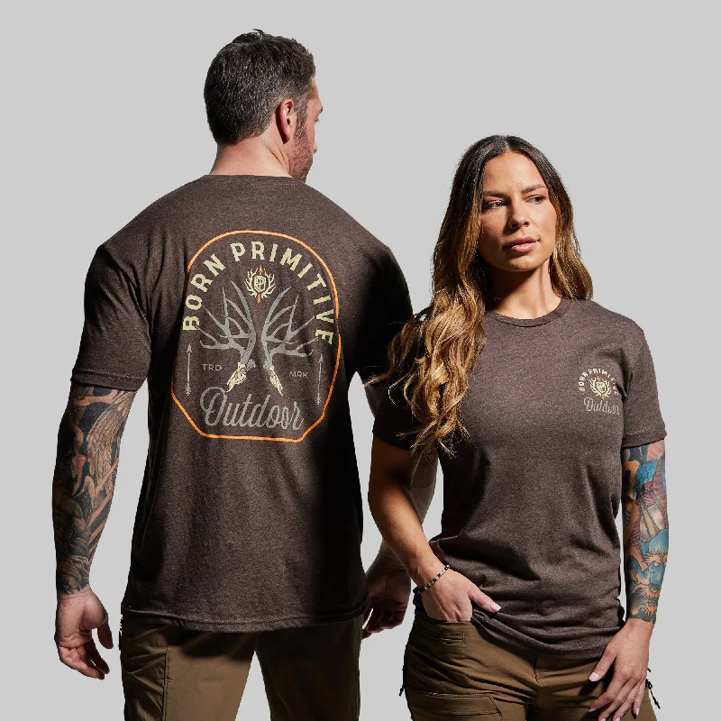 Urban Outfits Outdoor Mule Deer Badge Tee (Chestnut)